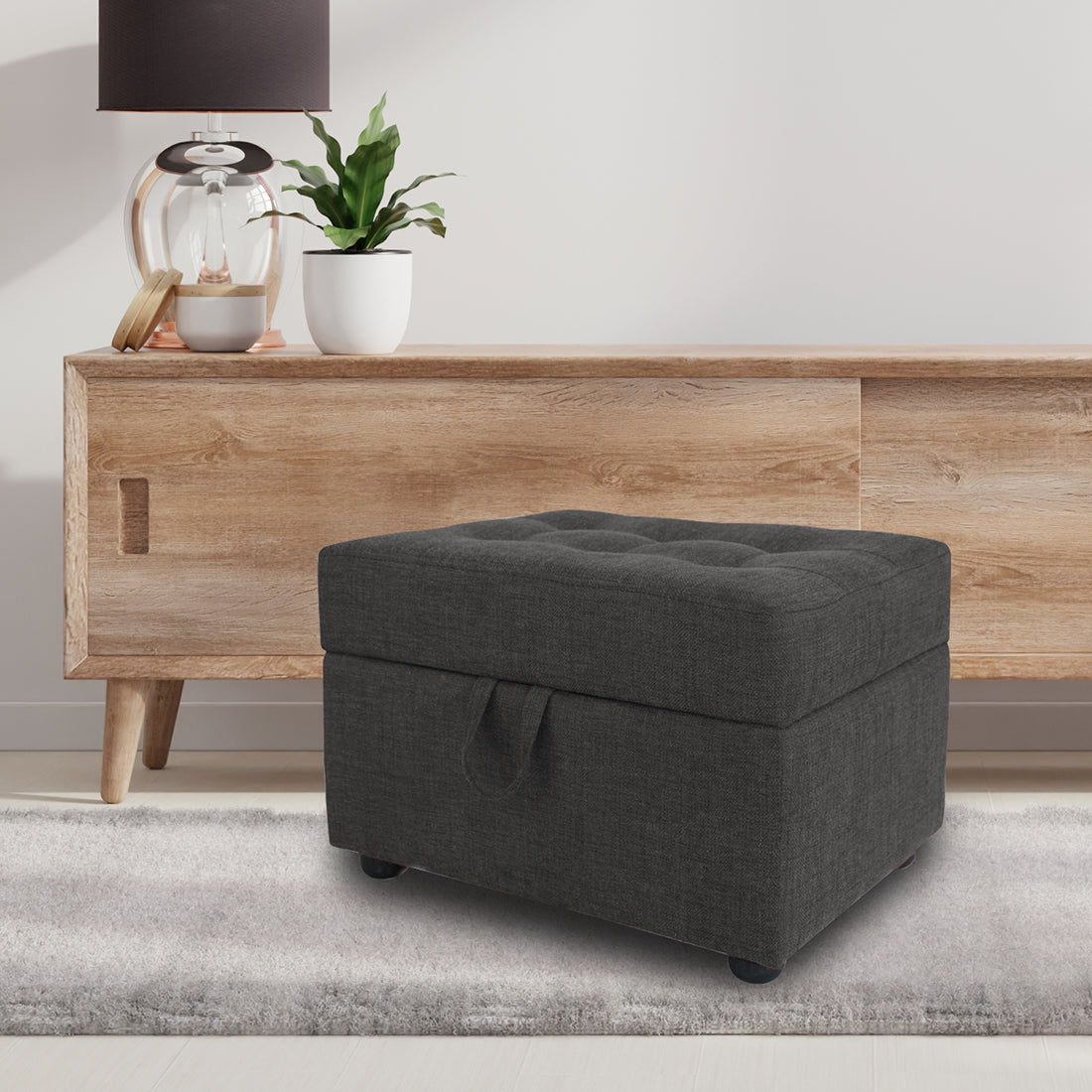 Maisy Velvet Ottoman/Poufee Stool