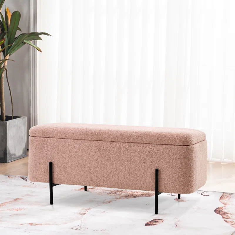 Santrell Comfortable Puff Bench