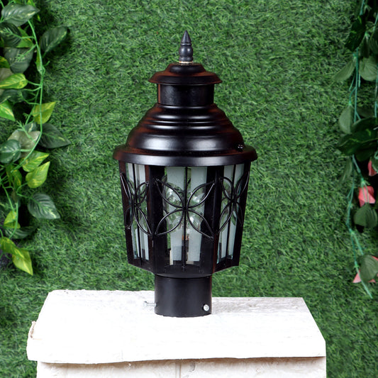 Detailed Black Vintage Decorative Outdoor Gate Light