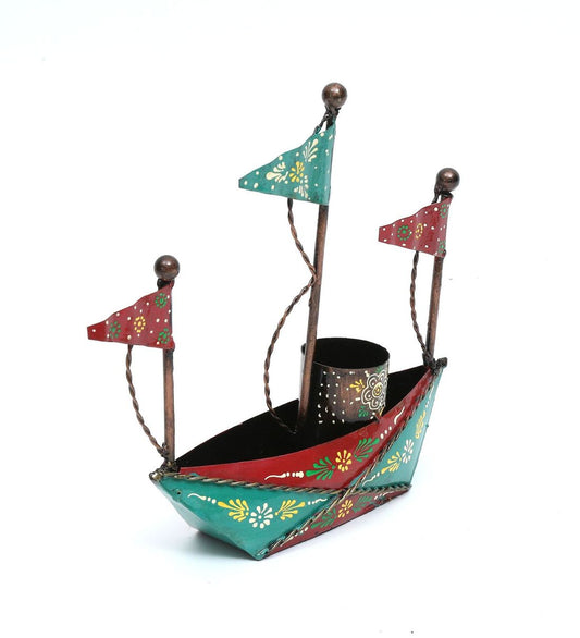 Boat pen stand table decor