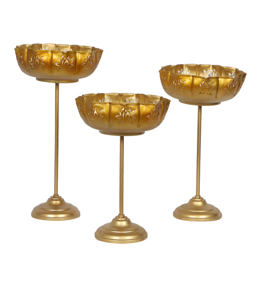 Detachable Big Lotus Urli Set of 3