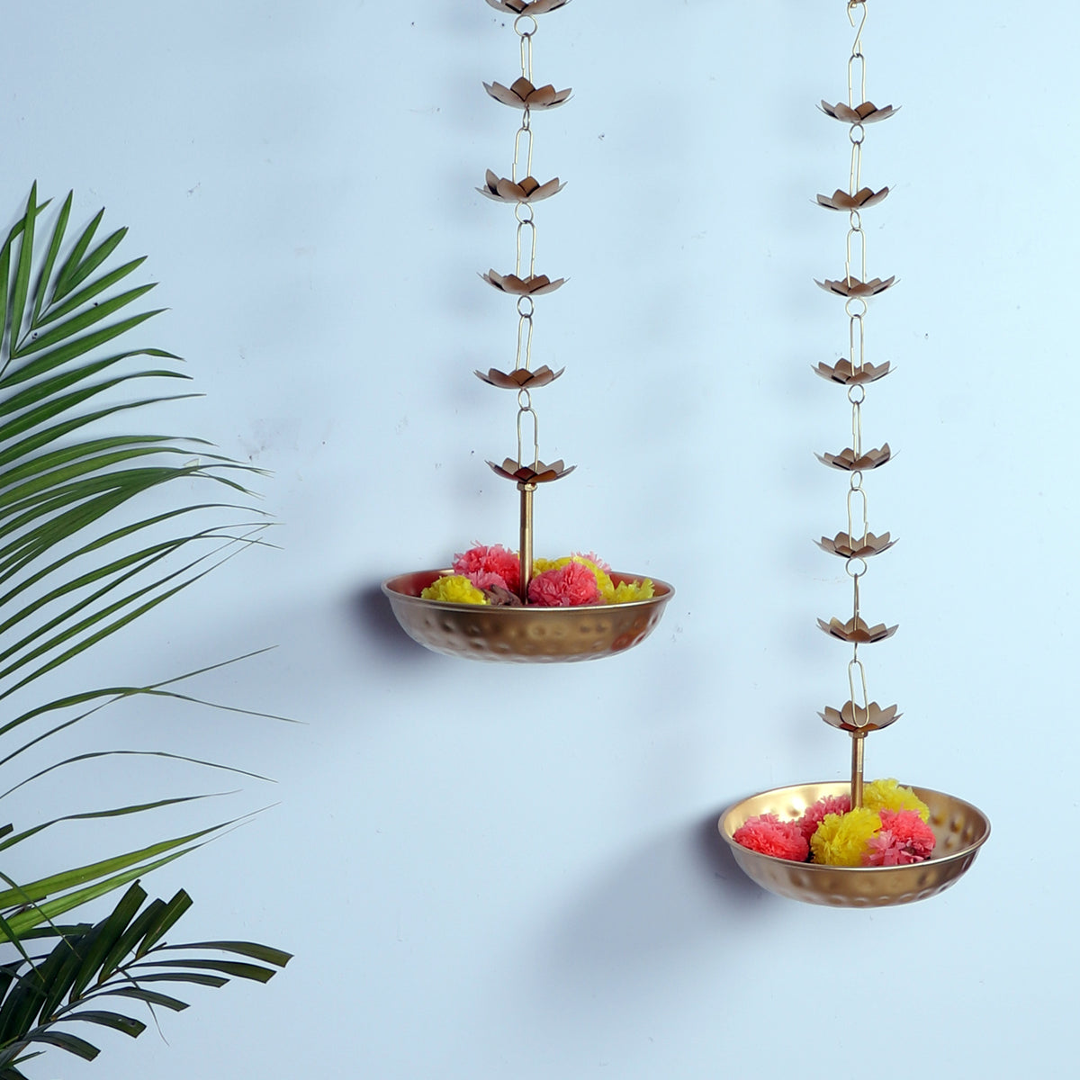 Hanging Flower Urli With Stand Set