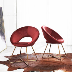 Edgy Shell Shaped Lounge Chair