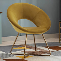 Edgy Shell Shaped Lounge Chair