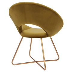 Edgy Shell Shaped Lounge Chair